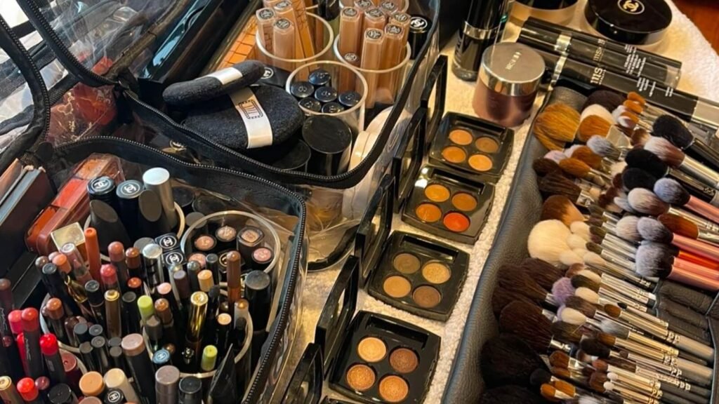 Read This Guide Before Purchasing A Makeup Kit